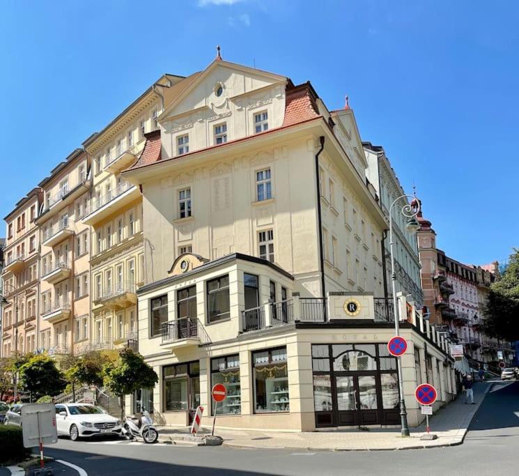 Huge Two Floor Apartment On The Park Colonnade With Free Parking For One Car, 160 Sqm Karlovy Vary Extérieur photo